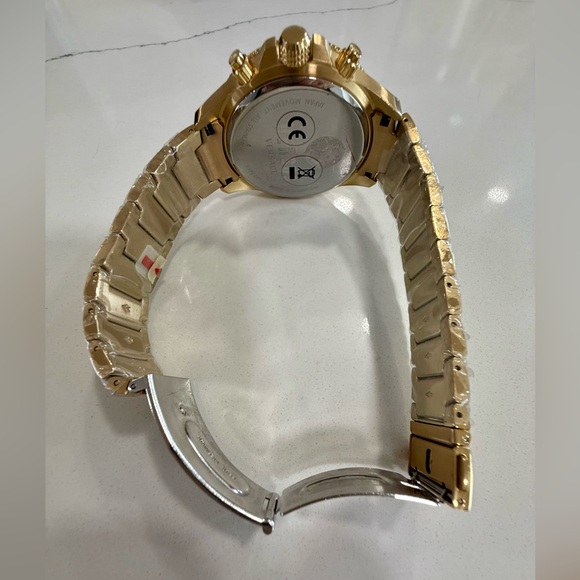 NWT Versus Versace Black and Gold Timepiece 46MM Griffith Chronograph - Picture 5 of 7